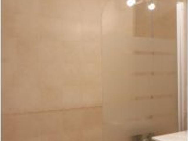 ¡Habitación en alquiler en moderno apartamento de 2 dormitorios en Madrid!