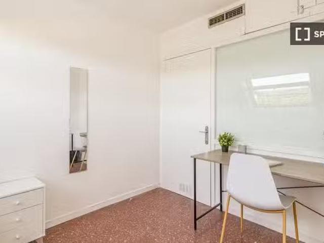 Habitación en alquiler en piso compartido en Madrid