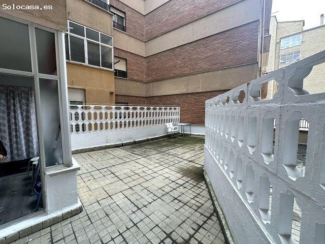 Habitación en alquiler en Zamora, Ensanche–Tres Cruces | 310 €/mes