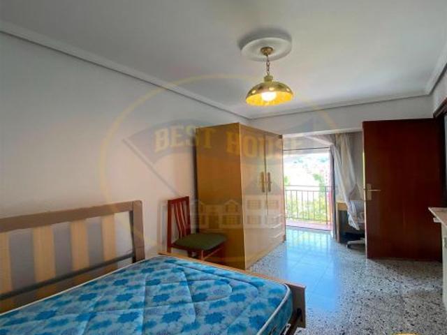 HABITACION EN ALQUILER PARA ESTUDIANTES