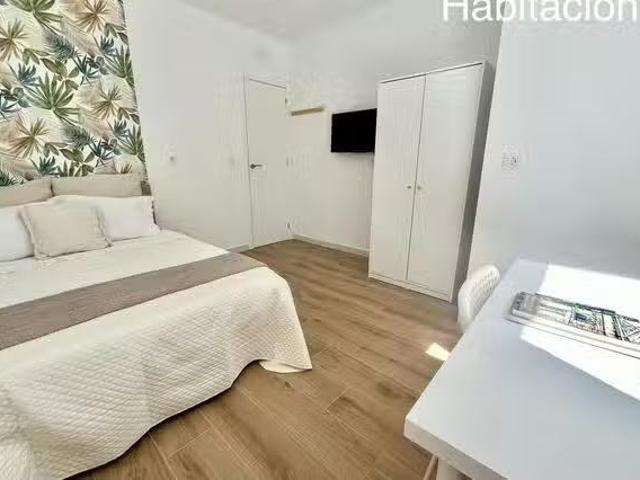 Habitación en Barriada la Palmilla, Macarena
