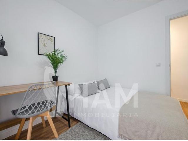 Habitación en C/ de Canapiare, 2