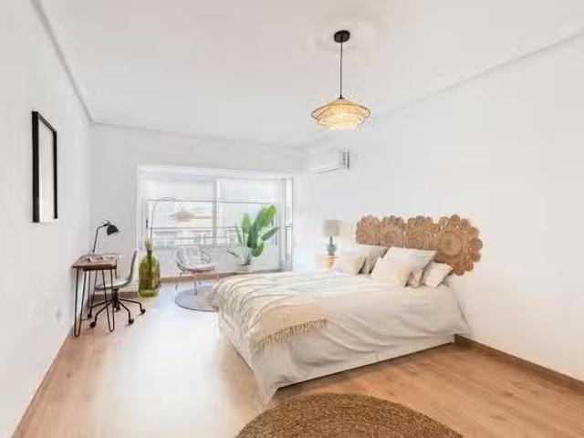 Habitación en Calle Maestro Bretón, Mercado