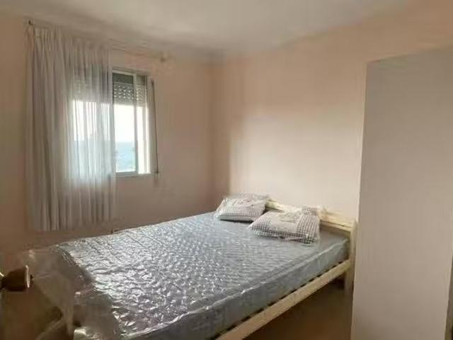 Habitación en Calle Málaga, Vega de San José