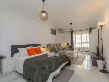 Casa en alquiler en Calle Martínez de la Rosa, Malaga