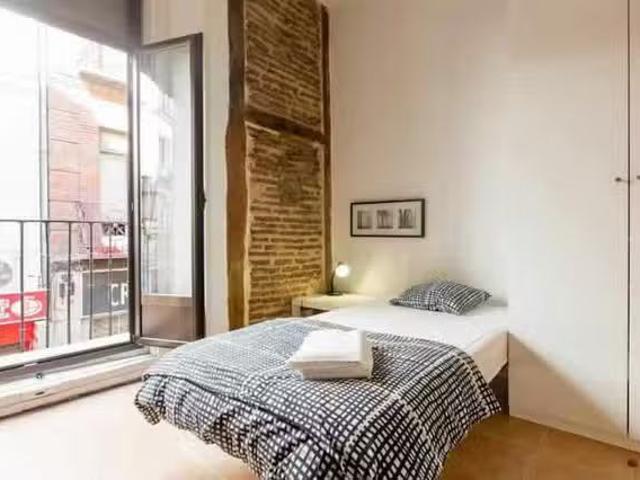Habitación en Calle Mesón de Paredes, Embajadores