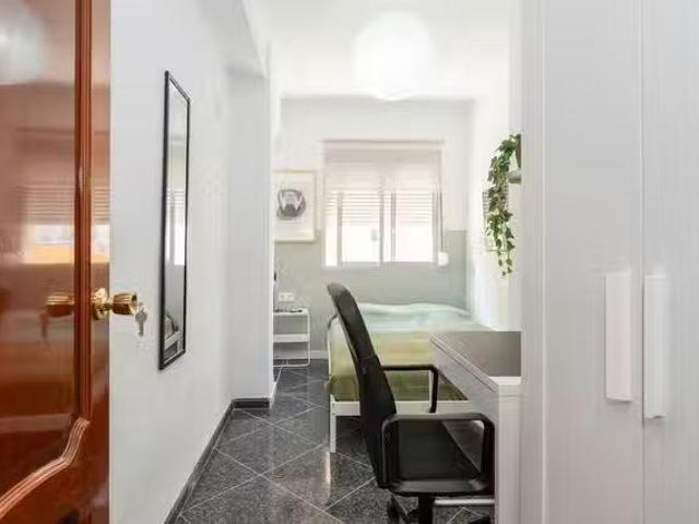 Habitación en Calle Mirarosas, Bailén Miraflores