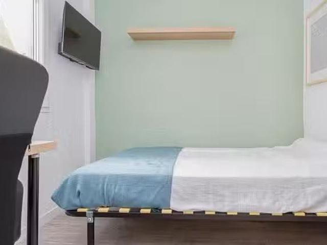 Habitación en Calle Montevideo, Delicias