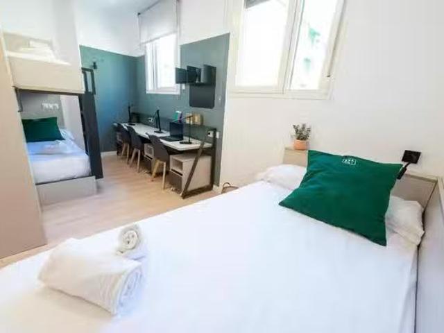 Habitación en Calle Nuestra Señora de la Salud, Pajaritos