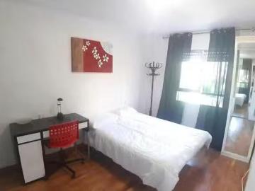 Habitación en Calle Nueva, Casillas