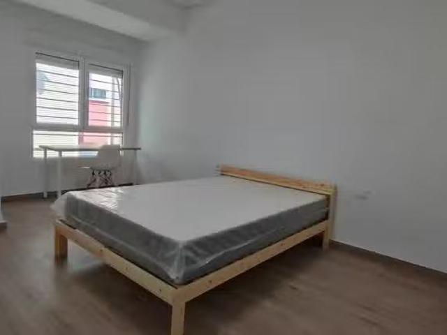 Habitación en Calle Agrimensores, El Carmen