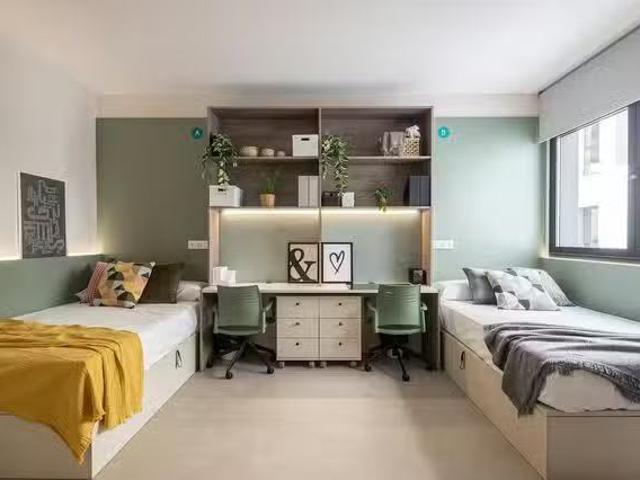 Habitación en Calle Alcalde Ángel Arroyo