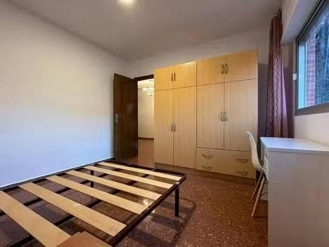 Habitación en Calle Alejandro Dumas, Cartuja