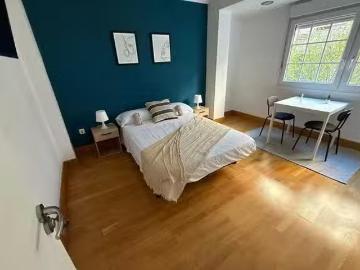 Habitación en Calle Altamira