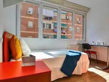Habitación en Calle Amapola