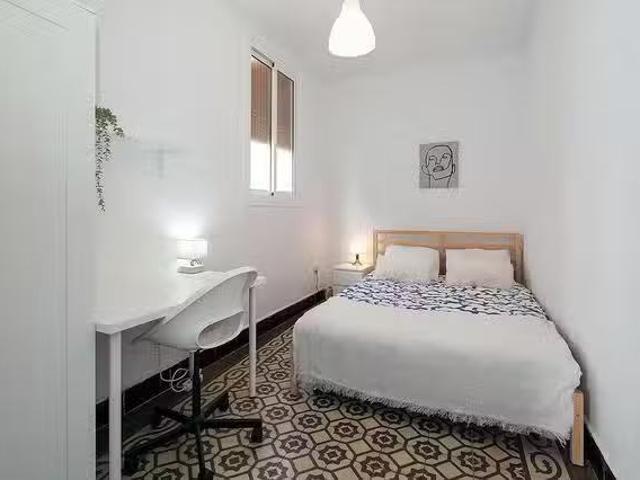 Habitación en Calle Bustos Tavera, Casco Antiguo