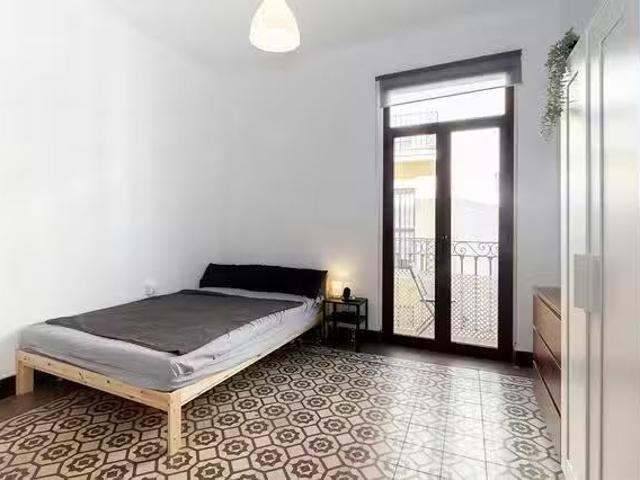 Habitación en Calle Bustos Tavera, Encarnación Regina