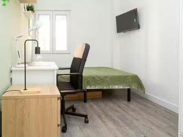 Habitación en Calle Berenguer de Bardají, Delicias