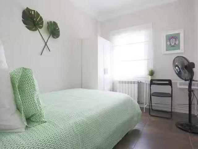Habitación en Calle de Mantuano, Ciudad Jardín