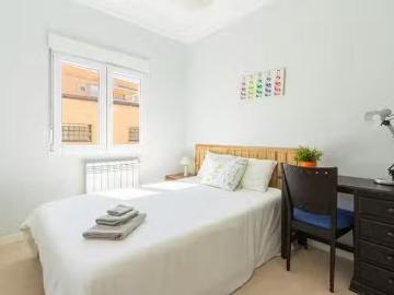 Habitación en Calle de Mantuano, Ciudad Jardín