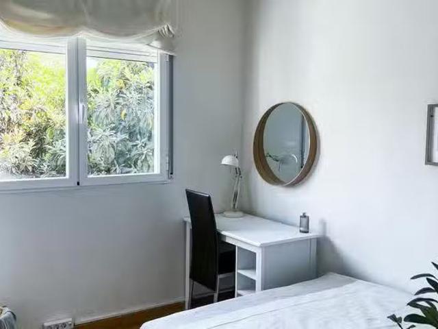 Habitación en Calle de Nuria, Fuencarral El Pardo