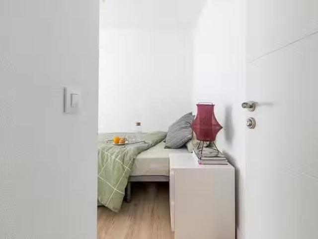 Habitación en Calle de Ofelia Nieto, Berruguete