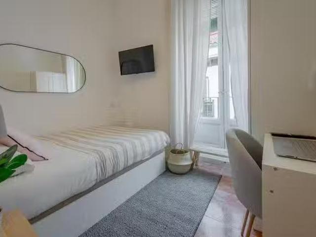 Habitación en Calle de Abades, Embajadores