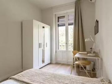 Habitación en Calle de Alberto Aguilera, Centro