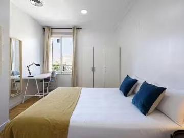 Habitación en Calle de Alberto Aguilera, Gaztambide