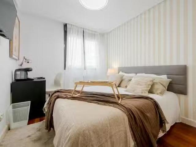 Habitación en Calle de Ana de Austria, Hortaleza