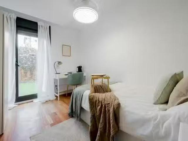Habitación en Calle de Ana de Austria, Hortaleza