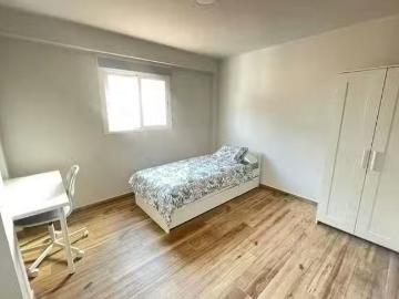Habitación en Calle de Antonio Sangenis, Delicias