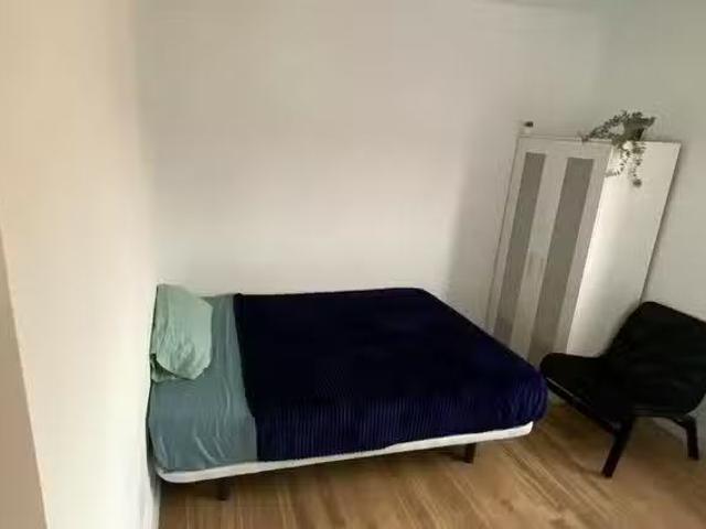 Habitación en Calle de Armenteros, Moncloa Aravaca