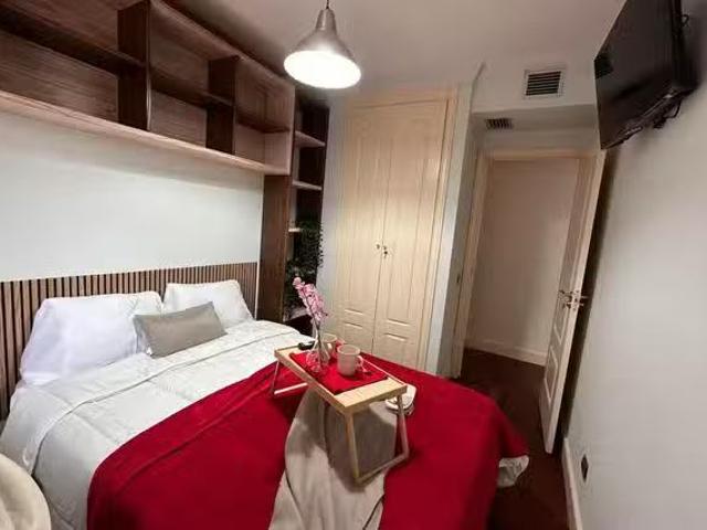 Habitación en Calle de Arturo Soria, Ciudad Lineal
