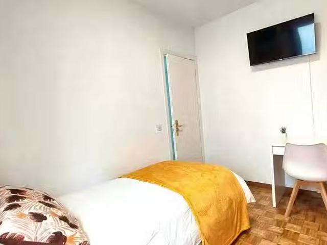 Habitación en Calle de Añastro