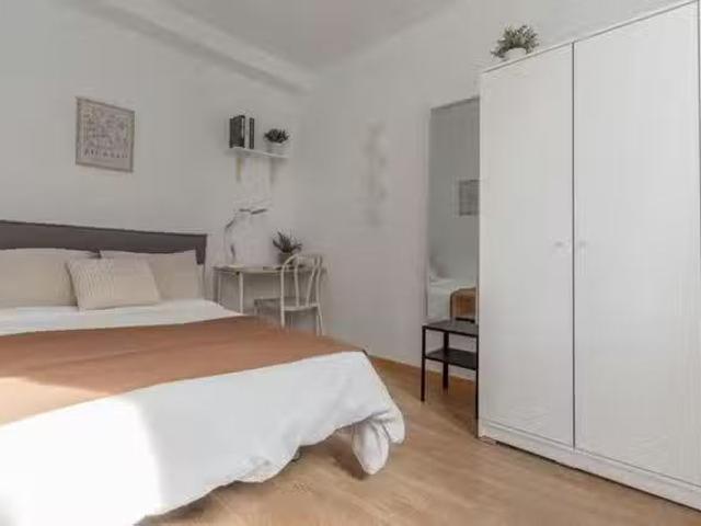 Habitación en Calle de Bailén, Palacio