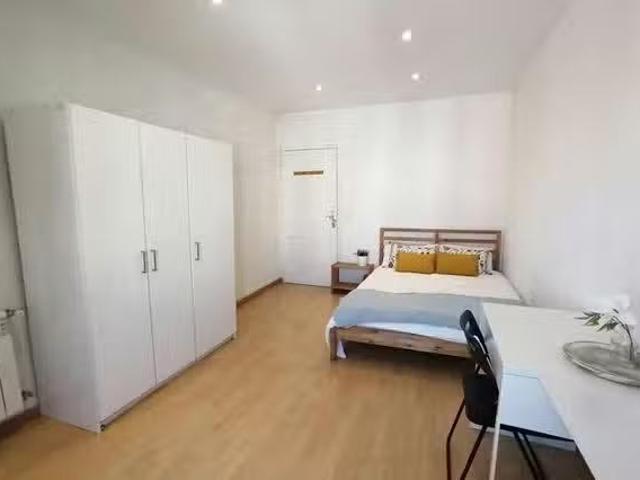 Habitación en Calle de Bailén, Palacio
