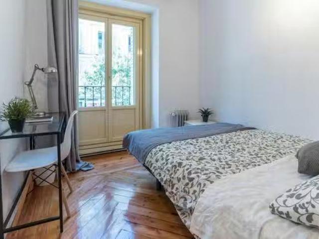 Habitación en Calle de Barceló, Justicia
