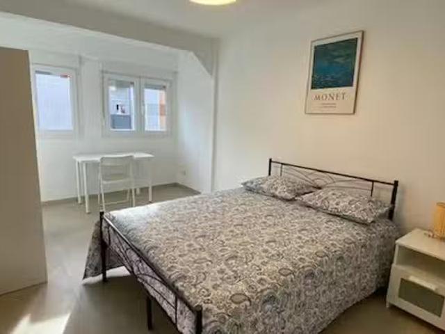 Habitación en Calle de Benimamet, Villaverde