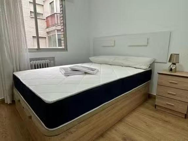 Habitación en Calle de Bocángel, Fuente del Berro