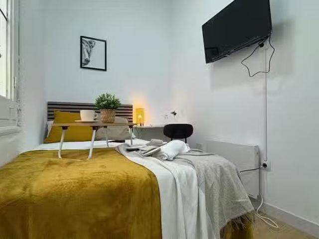Habitación en Calle de Caravaca, Centro