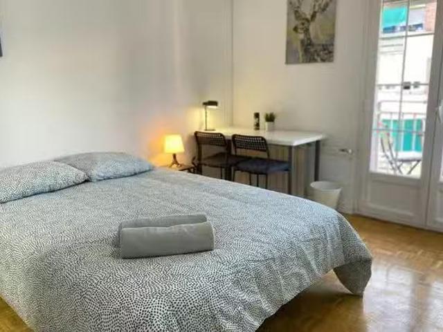 Habitación en Calle de Cardeñosa, Entrevías
