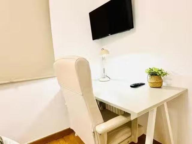 Habitación en Calle de Cea Bermúdez