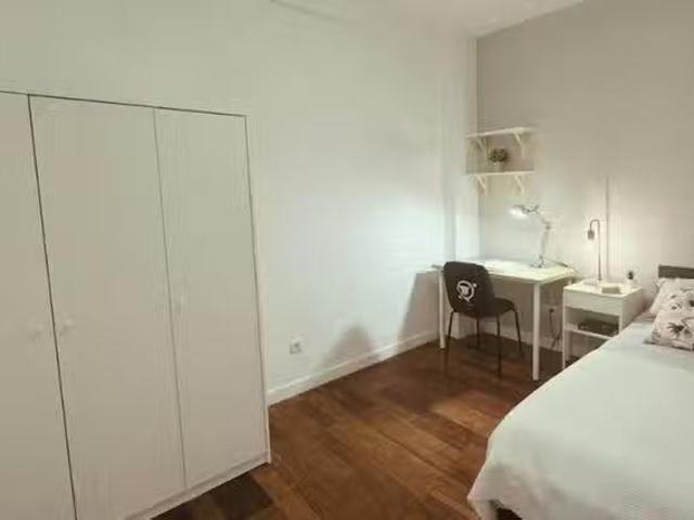 Habitación en Calle de Cea Bermúdez, Gaztambide