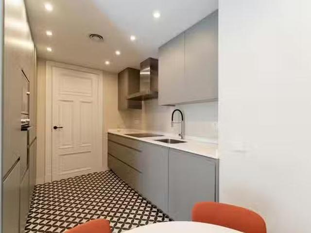 Habitación en Calle de Colmenares, Centro
