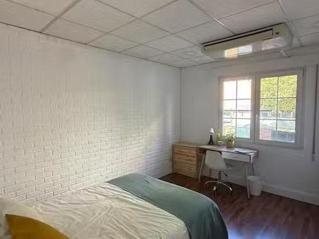 Habitación en Calle de el Algabeño, Hortaleza