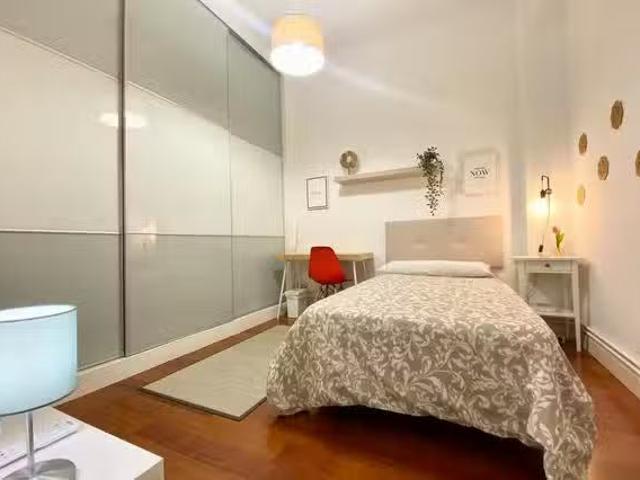 Habitación en Calle de Elcano, Abando