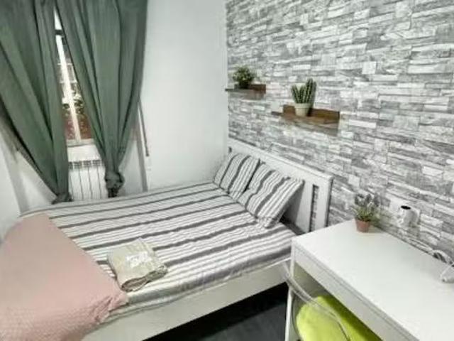 Habitación en Calle de Esteban de Arteaga, Comillas