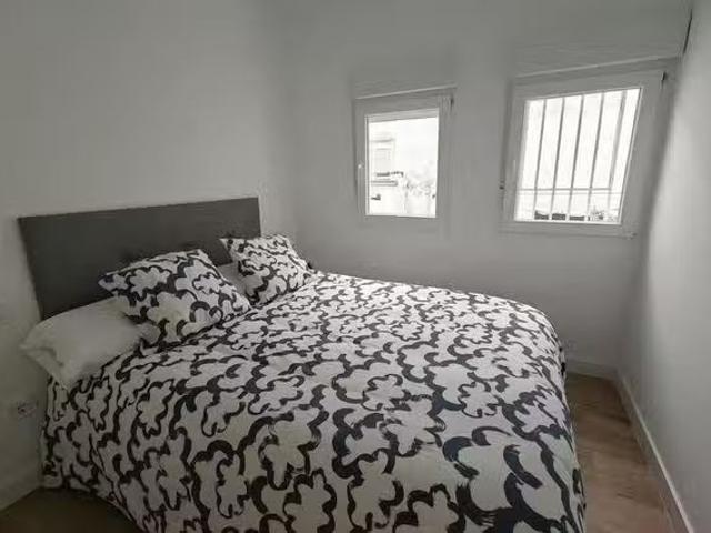 Habitación en Calle de Faro, Carabanchel