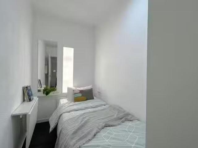 Habitación en Calle de Federico Gutiérrez, Quintana